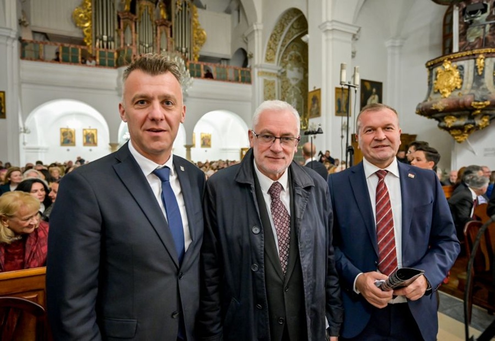 07c7fcaa421c1892c852b1dda5ecf8ef XL 20251019