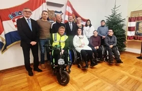 Župan Stričak članovima Boćarskog kluba cerebralne i dječje paralize Varaždin čestitao na odličnim rezultatima