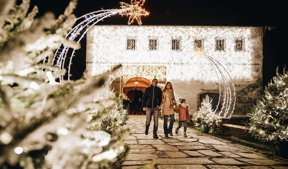 Advent u Varaždinu: drugi adventski vikend u znaku Dana Grada, na glavnoj pozornici Vanna i Tamburaški orkestar