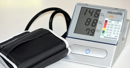 Visoki tlak najčešće se otkrije slučajno, ali bolesnici često osjećaju ove simptome