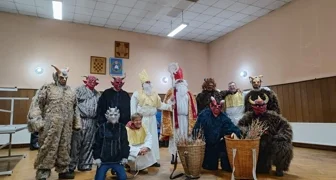 Sveti Nikola, u organizaciji udruge &quot;Petrajski Kurent&quot;, obišao naselja u Općini Petrijanec