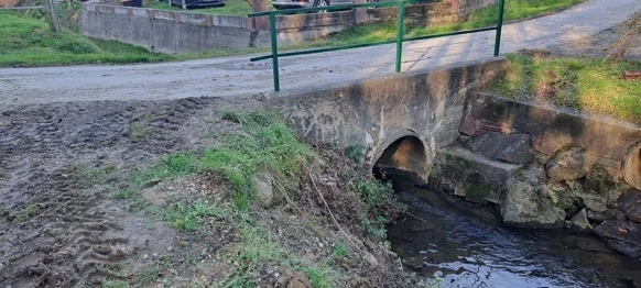 Potok Koruščak u naselju Remetinec