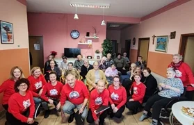 Vokalni sastav Acapella svojim pjevanjem oduševio štićenike Obiteljskih domova za starije