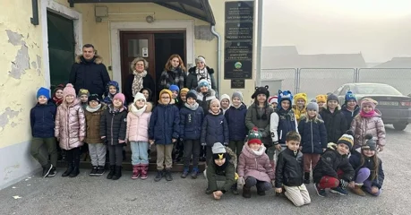 Mališani Dječjeg vrtića &quot;Bambi&quot; Petrijanec čestitali Božić djelatnicima Općine Petrijanec