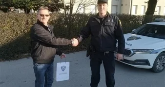 Nagrađeni uzorni vozač Stjepan Toma / Foto: PU varaždinska