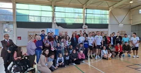 Sudionici humanitarnog turnira u badmintonu "Orka je uz tebe"