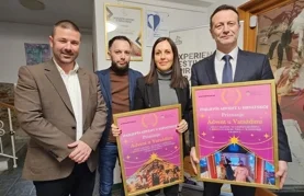 Priznanju su primi direktorica gradsku Turističke zajednice Jelena Toth i gradonačelnik Neven Bosilj
