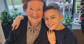 Baka Marija Šestak u krugu obitelj i prijatelje proslavila 100. rođendan