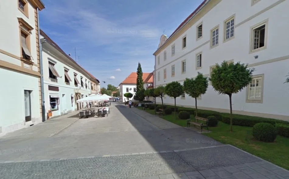 U ožujku se započinje s uređenjem Pavlinske ulice ispred katedrale i fakulteta