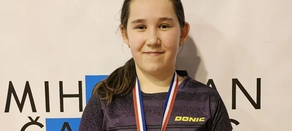 Stolni tenis: Mila Hrkec najbolja u sjevernoj regiji, klinceze Ida i Lea osvojile brončane medalje