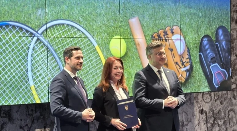 Silvija Zagorec primila je ugovor za obnovu sportske dvorane Osnovne škole Novi Marof