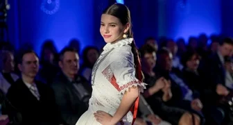 FOTO Revija &bdquo;Čarobne ruke&ldquo;: Učenici i obrtnici predstavili svoje inovativne kreacije