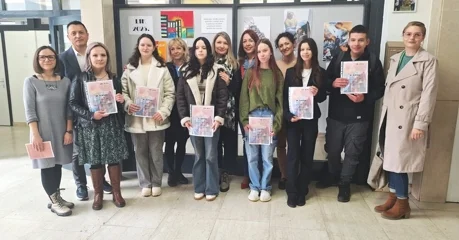 FOTO U Srednjoj strukovnoj školi otvoren LIK 2025: izloženi najbolji likovni i digitalni radovi učenika iz Varaždinske županije