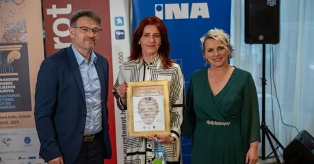 Nagrada je u ime Turističke zajednice grada Varaždina primila Smiljana Mlakar