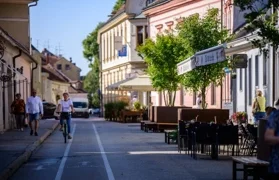 „PopUp susedi” pozivaju na druženje u Šenoinu ulicu: zelena i društvena rješenja za užurbani urbani prostor