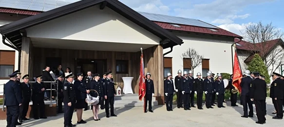 društveni dom Gornje Vratno