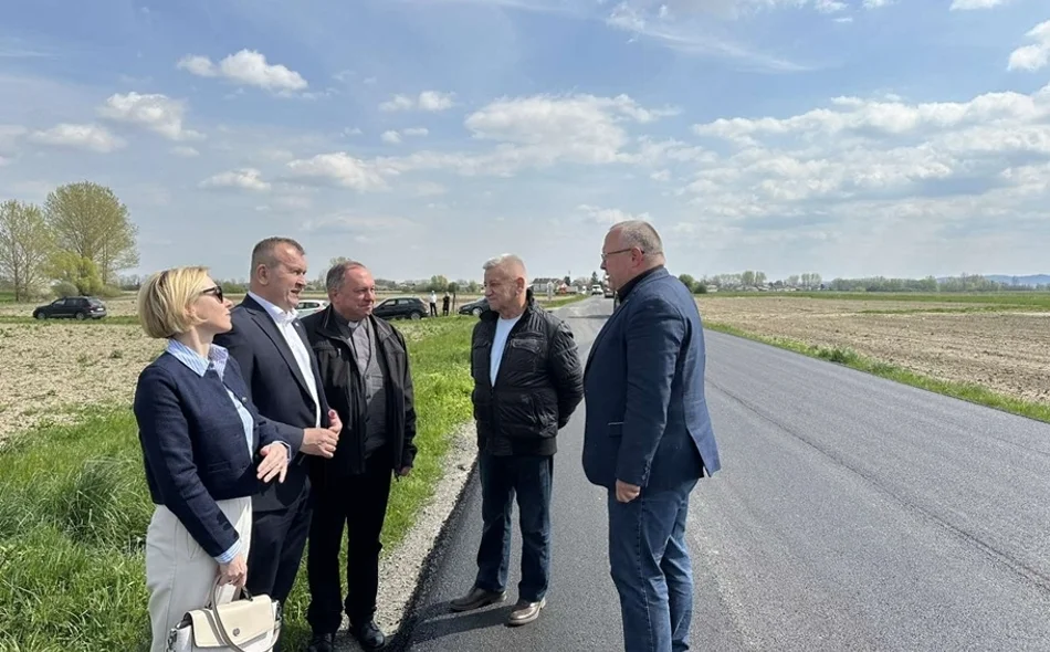 Župan Anđelko Stričak u pratnji načelnika Općine Sveti Đurđ Josipa Janija obišao radove na uređenju prometnice u naselju Hrženica