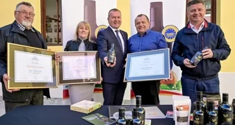 Nova tri zlata Varaždinskog bučinog ulja na prestižnom Monde Selectionu u Bruxellesu