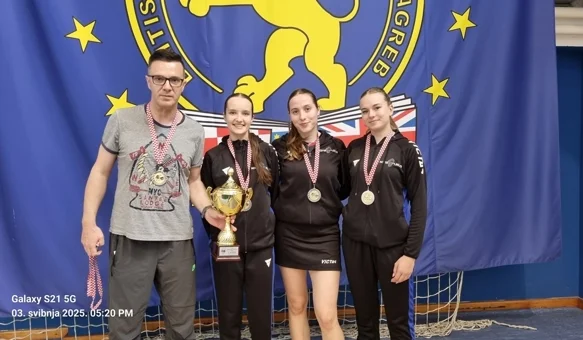 Stolni tenis: seniorke Varaždina srebrne u Kupu, Lari Zadravec dvije bronce