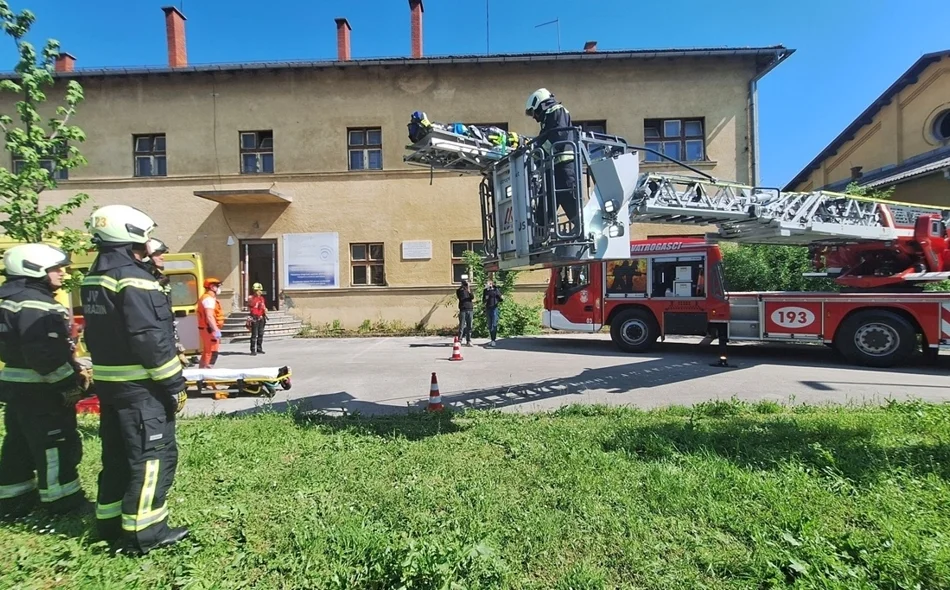 FOTO Vježba „Urušavanje objekta 2025.“