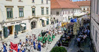 Maturanti mimohod 2024