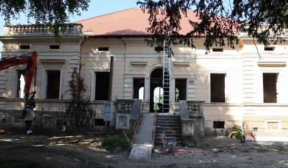 Palača Hirschler
