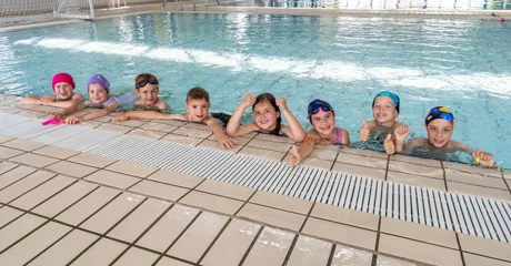 Mališani iz varaždinskih dječjih vrtića pokazali su snalažljivost u bazenu