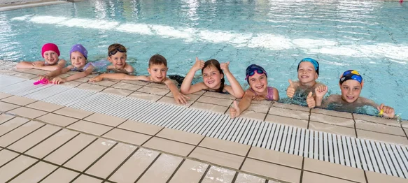 Mališani iz varaždinskih dječjih vrtića pokazali su snalažljivost u bazenu