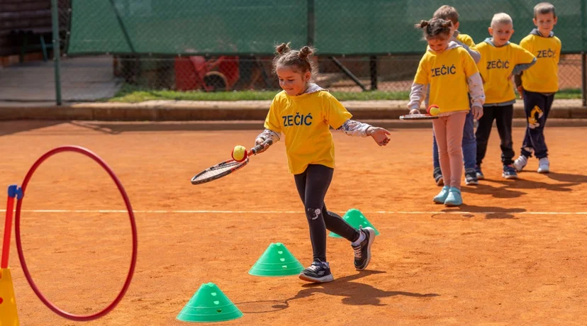 Mališani iz varaždinskih dječjih vrtića pokazali teniske vještine