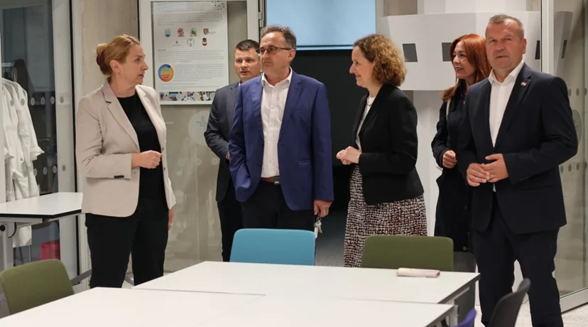 Ministrica Obuljen Koržinek obišla projekte koji se provode na području kulture