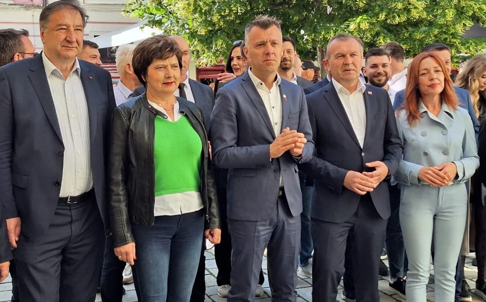 Uoči drugog kruga, HNS dao podršku Stričaku za još jedan mandat