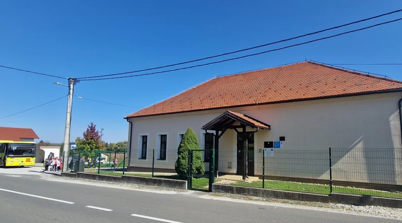 Područna škola Lovrečan