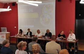 Udruga ZIPKA okupila stručnjake i udomitelje povodom Nacionalnog dana udomiteljstva