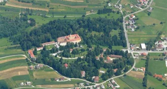 Zabava za sve generacije uz nastupe Kavalira, Fiškala, Cura iz centra...