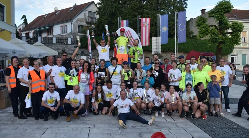 FOTO Utrka gradskim ulicama okupila trkače svih generacija