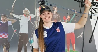 Varaždinka Amanda Mlinarić europska prvakinja u field streličarstvu!