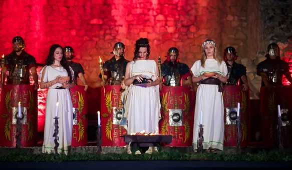 FOTO Gradske ulice osvojili legionari, pučani i nimfe