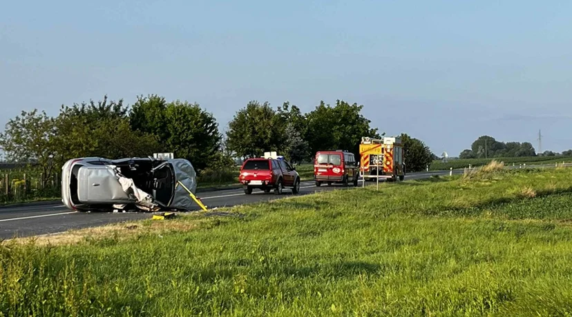Ludbreški vatrogasci iz prevrnutog auta izvlačili prikliještene osobe