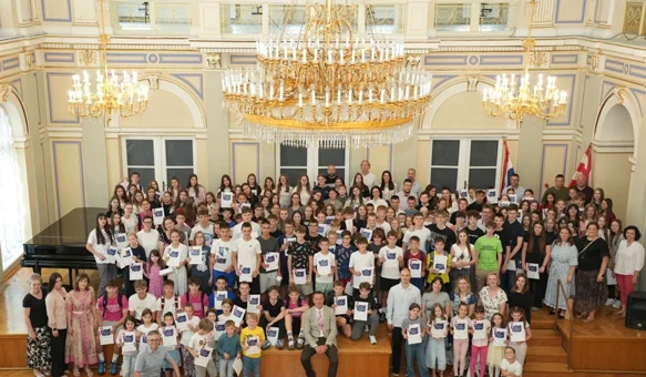 FOTO Nagrađeni najbolji učenici varaždinskih osnovnih škola