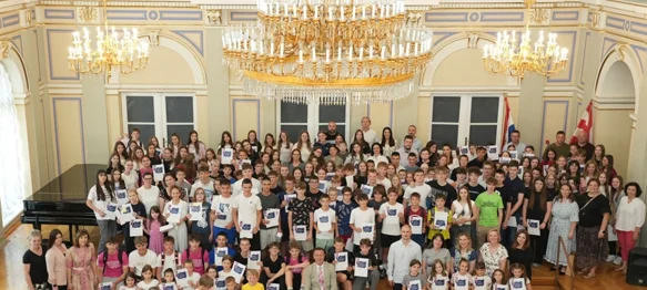 FOTO Nagrađeni najbolji učenici varaždinskih osnovnih škola