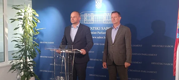 Siniša Hajdaš Dončić i Neven Bosilj na konferenciji za novinare u Hrvatskom saboru
