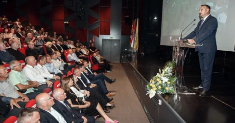 Jenkač: &quot;Korak po korak, gradimo Novi Marof kao sredinu ugodnog življenja i sigurnih ulaganja&quot;