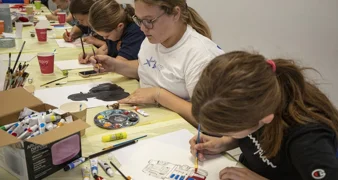 Mališani na kreativni način učili o vatrogascima i njihovom poslu