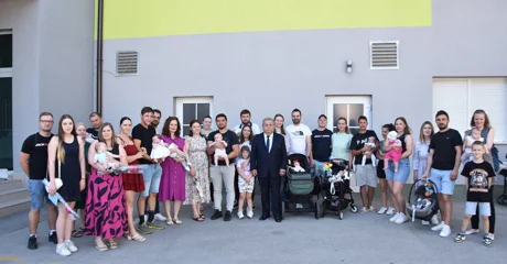 U Cestici održan prijam za roditelje novorođene djece