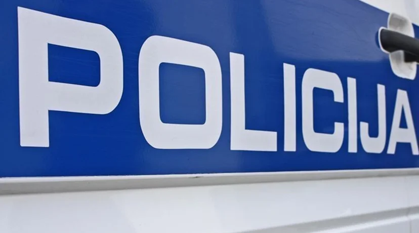 Teretnim vozilom oduzeo prednost biciklistici koja je završila u bolnici