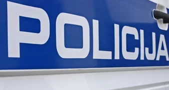 Vozač udario osobu s invaliditetom i pobjegao