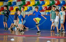 Aktivno druženje osnovnoškolaca i &bdquo;punjenje baterija&rdquo; pred povratak u školske klupe