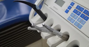 Pravilo je jednostavno i vrijedi za sve – pravilno četkajte zube i redoviti posjećujte stomatologa