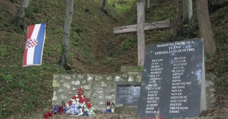Odana počast žrtvama komunističkog terora u Drvarićevoj šumi