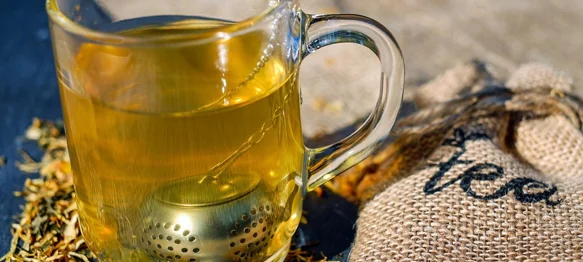 Zeleni čaj tihi je čuvar zuba i usne šupljine